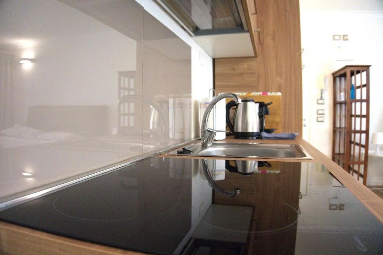 Real Chiaia Apartment Naples 0*,